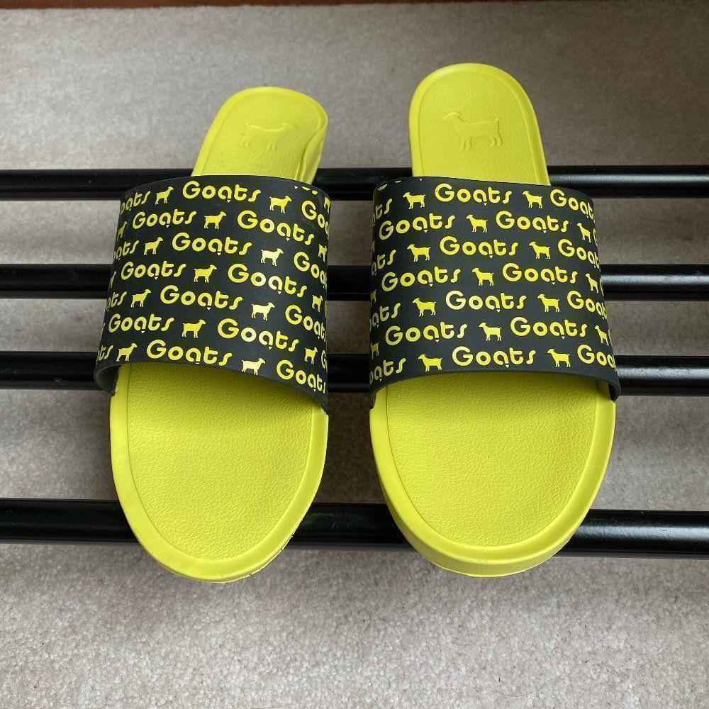 GOATS Women Logo Slide Sandals - NEW NWOB